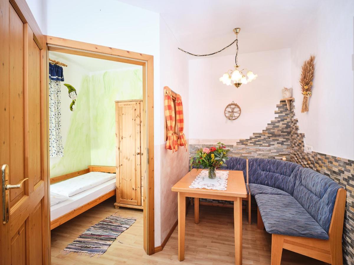 Zwergerlhof Appartement Loich Buitenkant foto